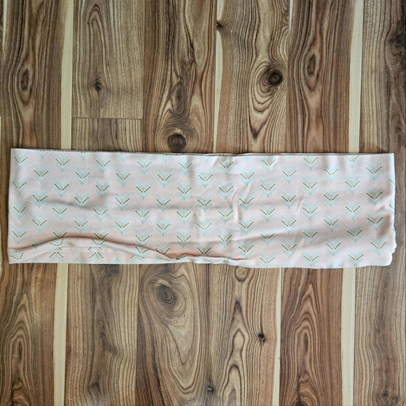 Infinity Scarf - Picture 1 of 3